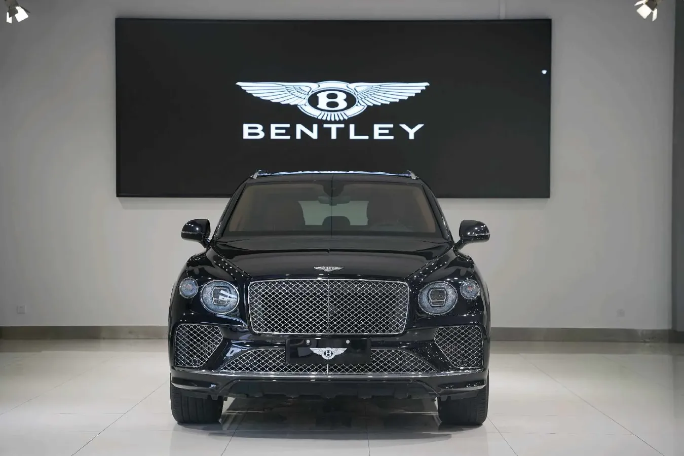 2021 Bentley Bentayga 3.0T 340HP V6 8AT PHEV 17.3KWH,autocango,china used car exporter,china ev exporter,chinese used car exporter,chinese used ev exporter