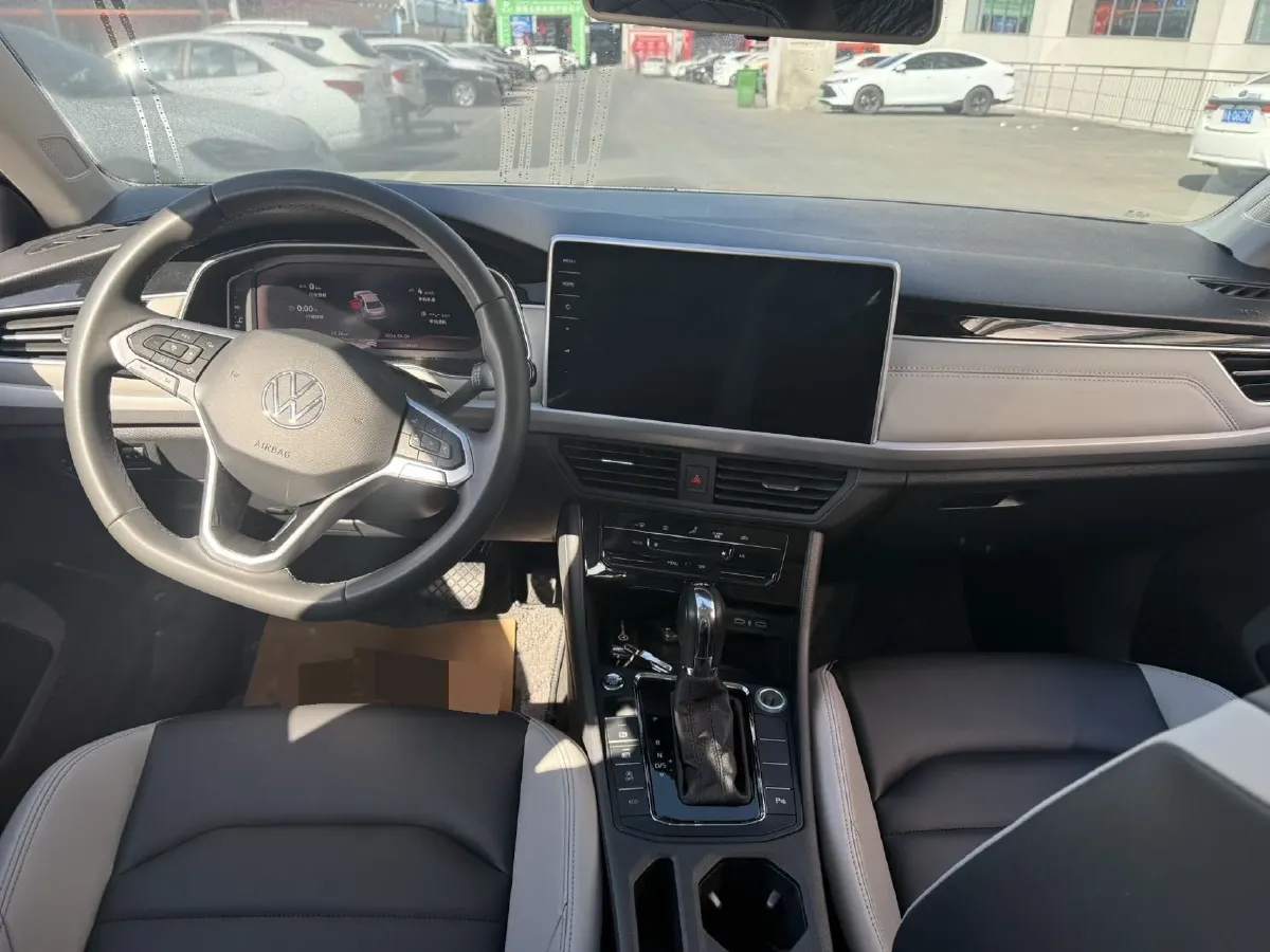 2023 Volkswagen Bora 1.5T 160HP L4 7DCT,autocango,china used car exporter,china ev exporter,chinese used car exporter,chinese used ev exporter