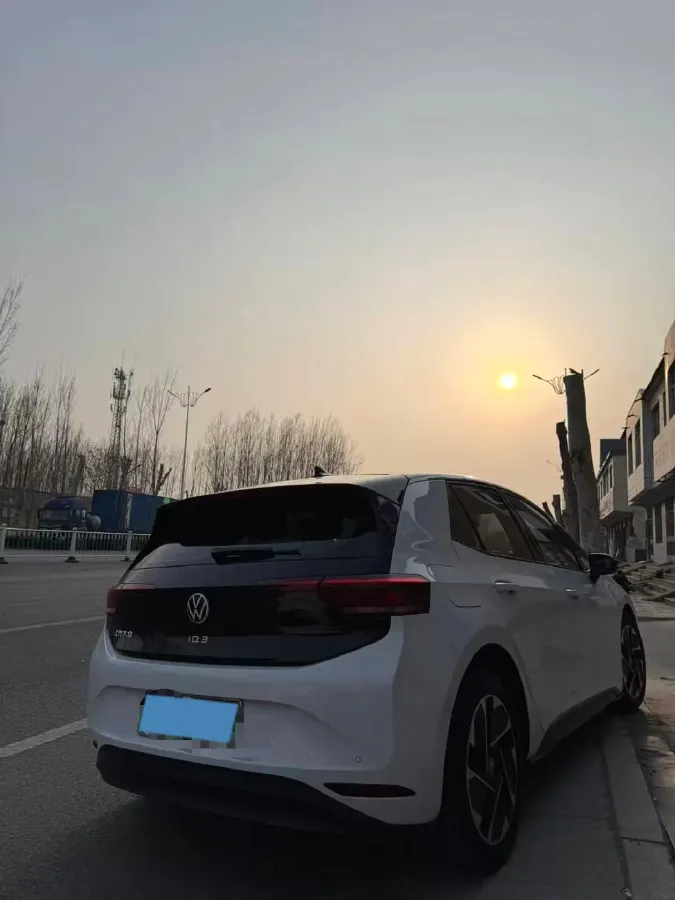 2025 Volkswagen ID.3 BEV 52.8KWH,autocango,china used car exporter,china ev exporter,chinese used car exporter,chinese used ev exporter