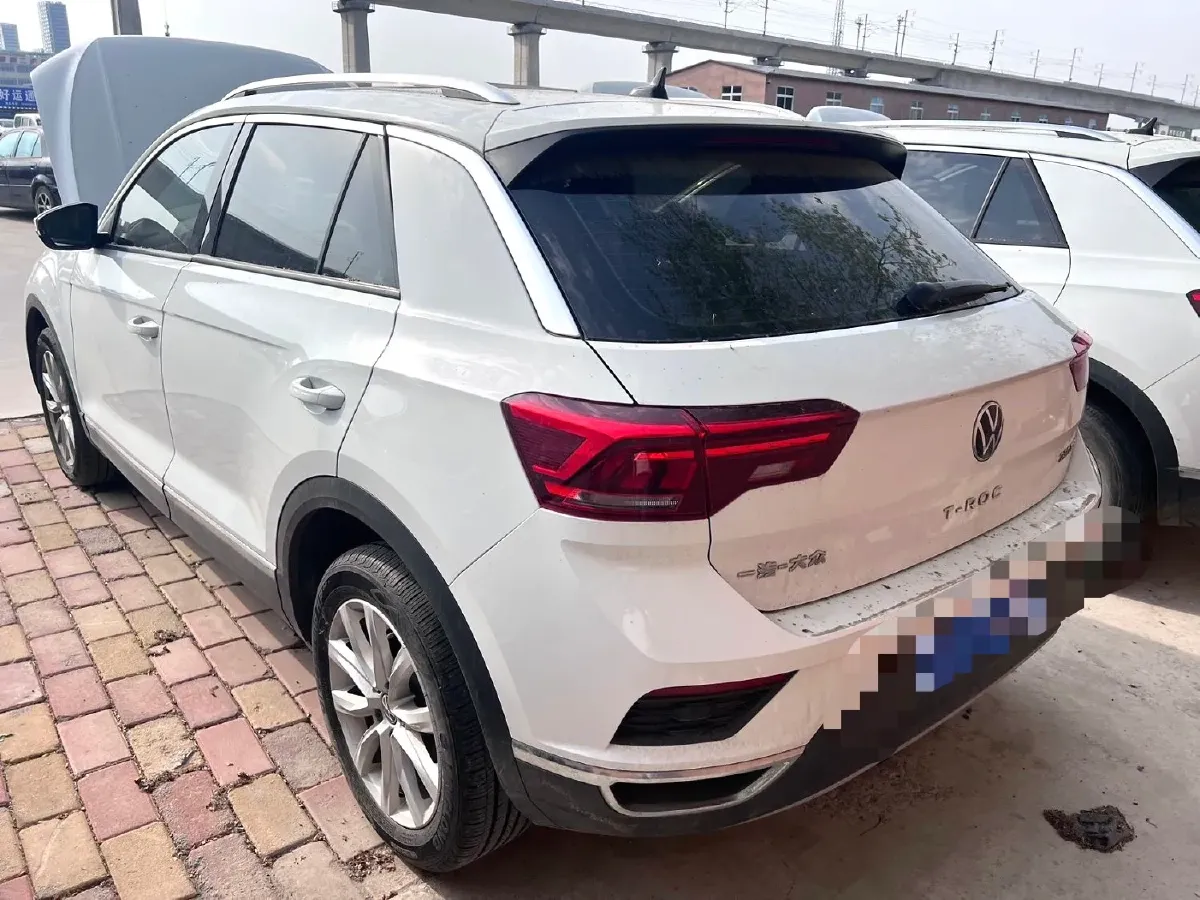 2022 Volkswagen T-Roc 1.4T 150HP L4 7DCT,autocango,china used car exporter,china ev exporter,chinese used car exporter,chinese used ev exporter