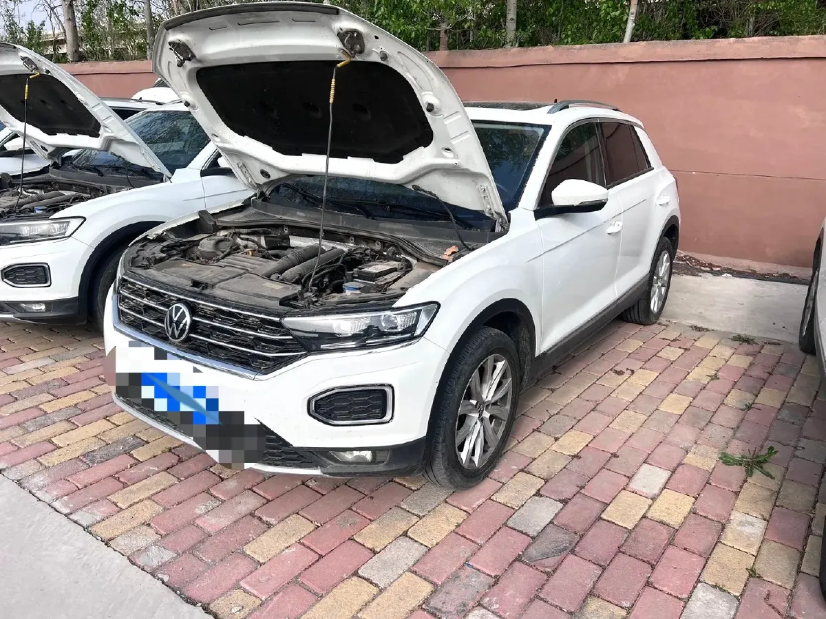 2022 Volkswagen T-Roc 1.4T 150HP L4 7DCT,autocango,china used car exporter,china ev exporter,chinese used car exporter,chinese used ev exporter