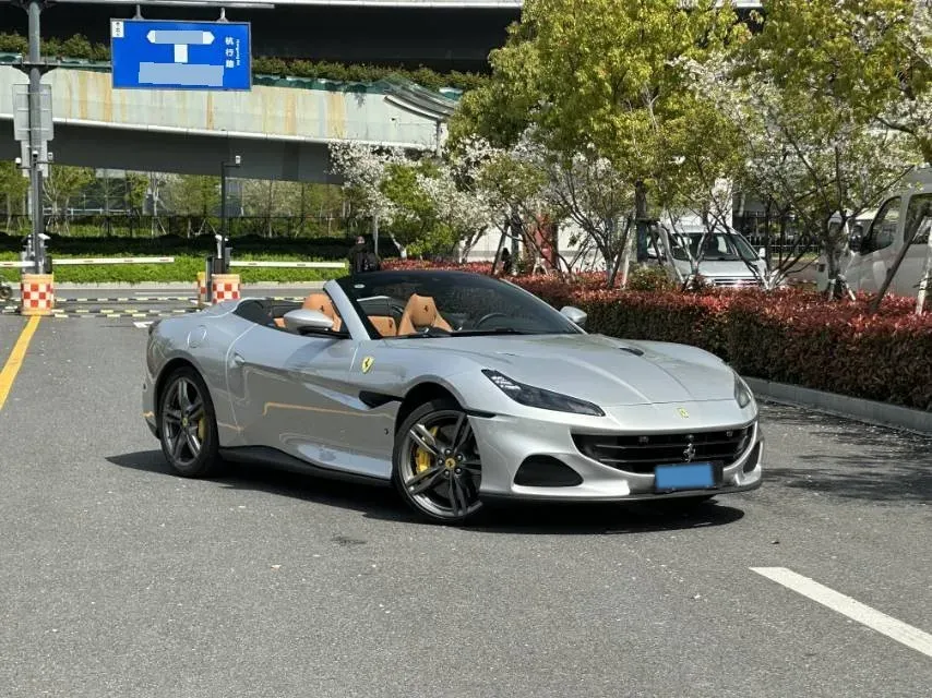2021 Ferrari Portofino 3.9T 620HP V8 8DCT,autocango,china used car exporter,china ev exporter,chinese used car exporter,chinese used ev exporter