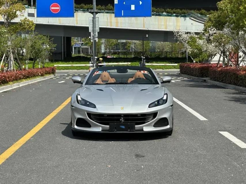 2021 Ferrari Portofino 3.9T 620HP V8 8DCT,autocango,china used car exporter,china ev exporter,chinese used car exporter,chinese used ev exporter
