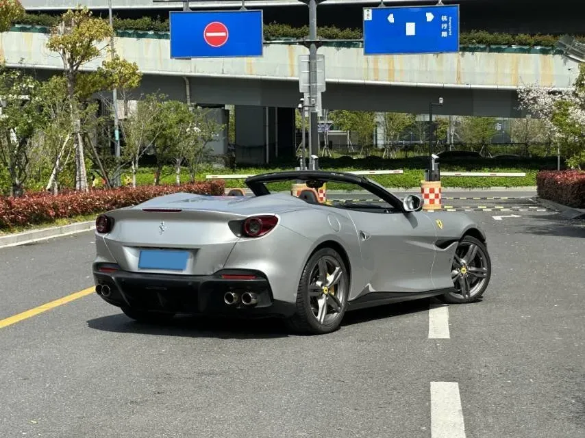 2021 Ferrari Portofino 3.9T 620HP V8 8DCT,autocango,china used car exporter,china ev exporter,chinese used car exporter,chinese used ev exporter