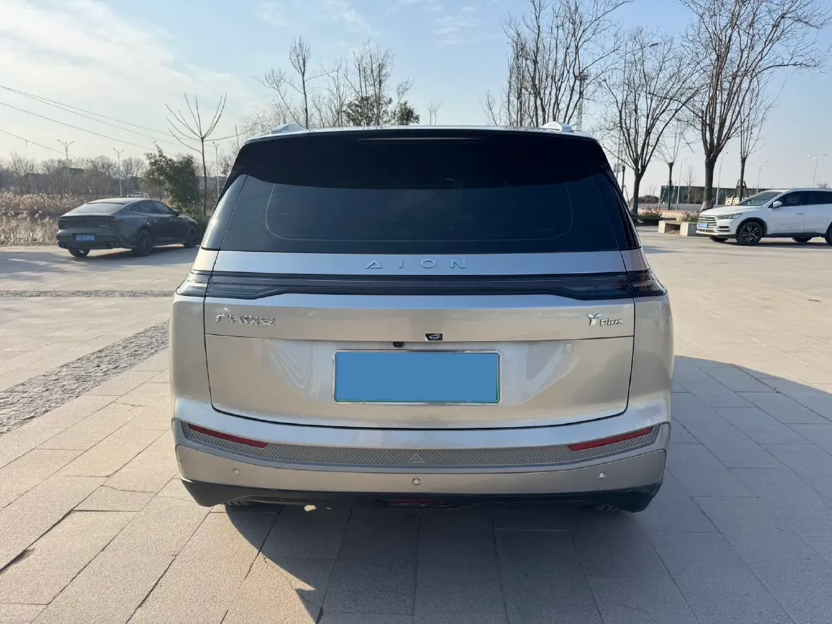 2024 Leapmotor C11 1.5L 95HP L4 REEV 43.74KWH,autocango,china used car exporter,china ev exporter,chinese used car exporter,chinese used ev exporter