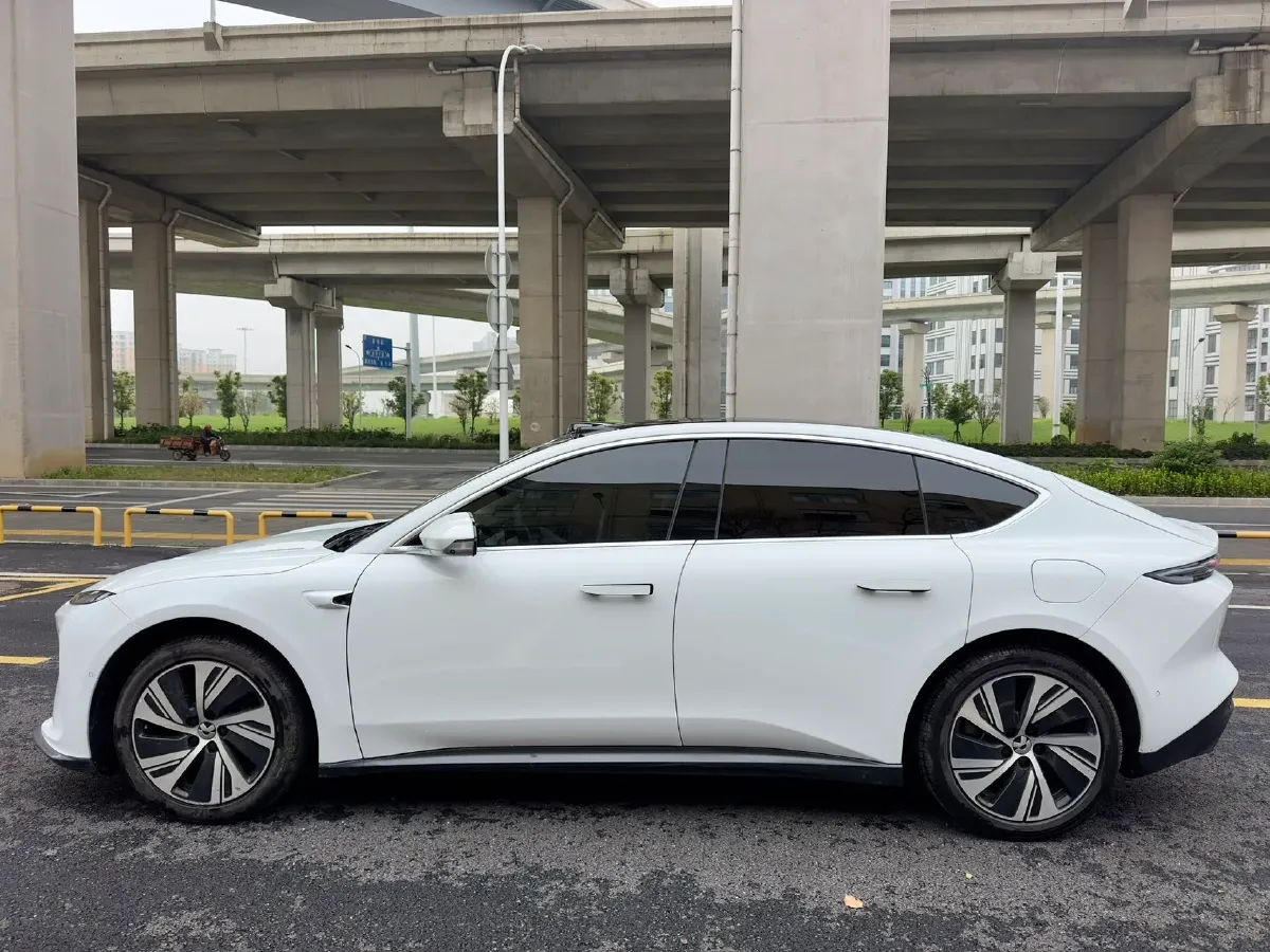 2024 NIO ET5 BEV 75KWH,autocango,china used car exporter,china ev exporter,chinese used car exporter,chinese used ev exporter