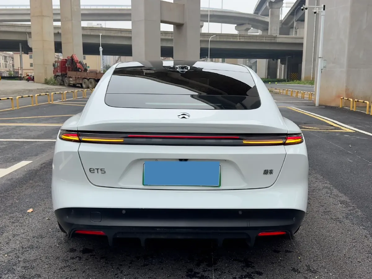 2024 NIO ET5 BEV 75KWH,autocango,china used car exporter,china ev exporter,chinese used car exporter,chinese used ev exporter