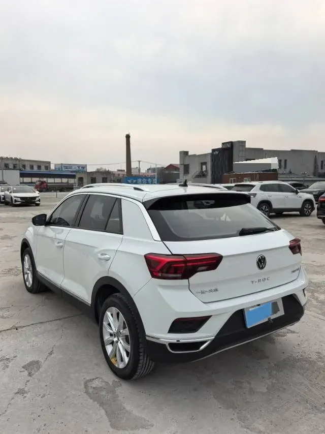 2022 Volkswagen T-Roc 1.4T 150HP L4 7DCT,autocango,china used car exporter,china ev exporter,chinese used car exporter,chinese used ev exporter