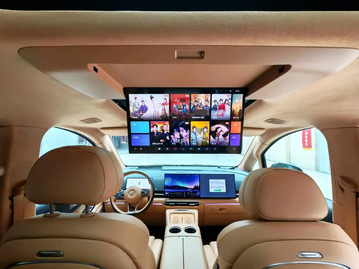 2025 Voyah Dream 1.5T 150HP L4 PHEV 41.7KWH,autocango,china used car exporter,china ev exporter,chinese used car exporter,chinese used ev exporter