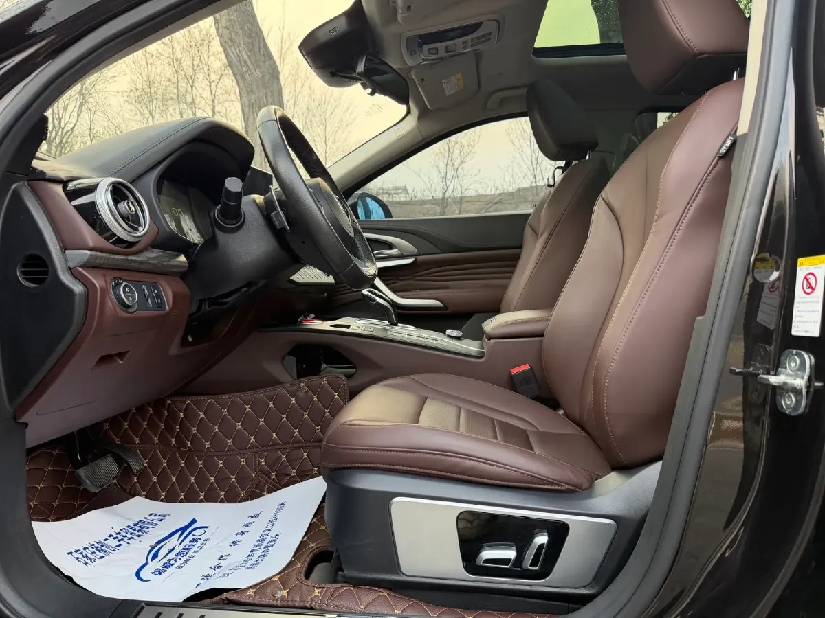 2019 WEY VV7 2.0T 234HP L4 7DCT,autocango,china used car exporter,china ev exporter,chinese used car exporter,chinese used ev exporter