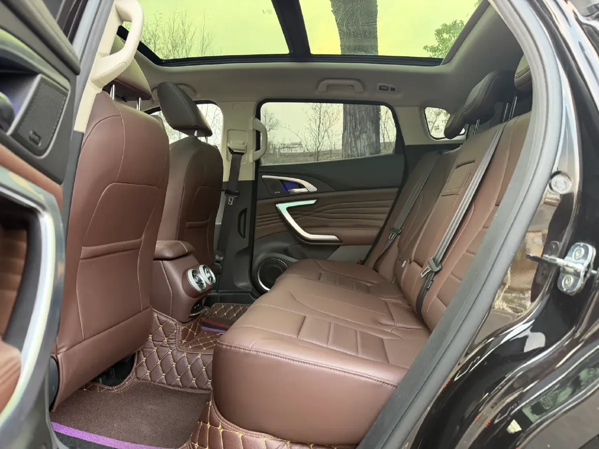 2019 WEY VV7 2.0T 234HP L4 7DCT,autocango,china used car exporter,china ev exporter,chinese used car exporter,chinese used ev exporter