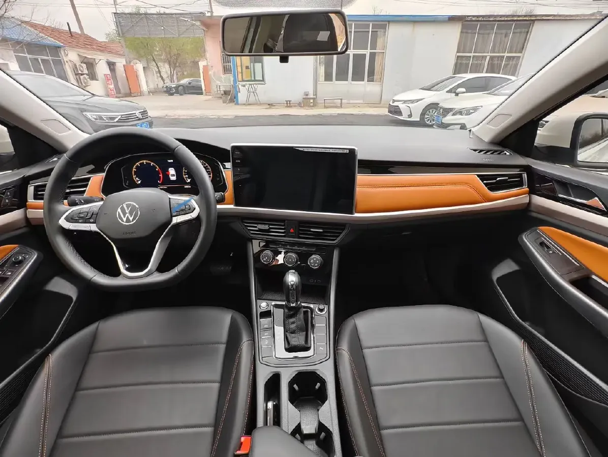 2023 Volkswagen Bora 1.2T 116HP L4 7DCT,autocango,china used car exporter,china ev exporter,chinese used car exporter,chinese used ev exporter