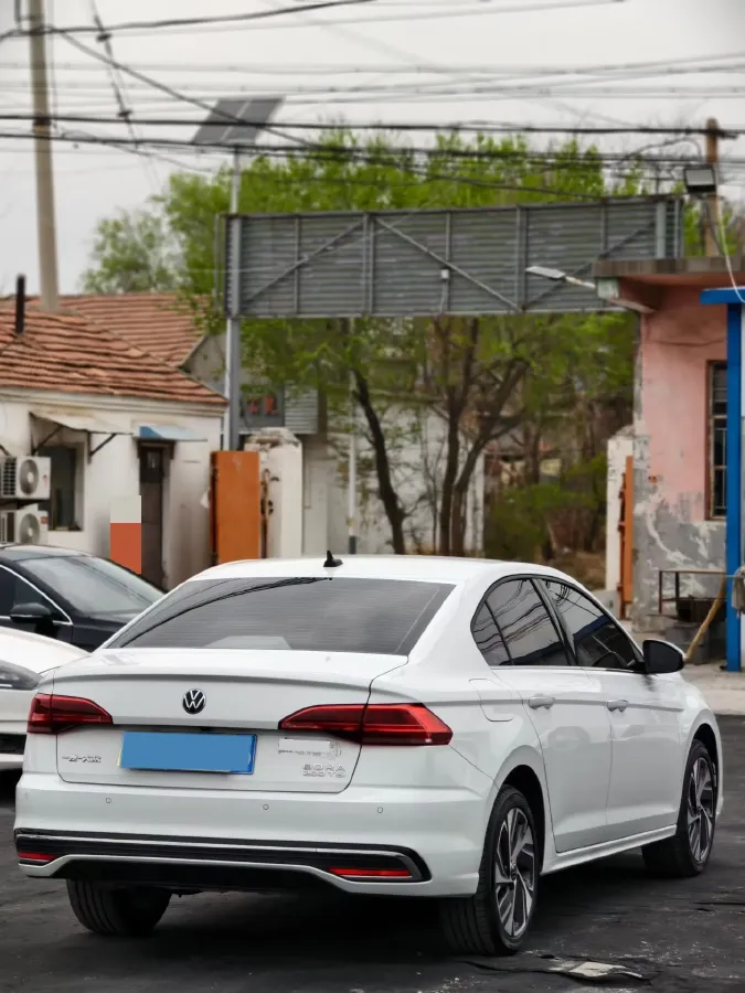2023 Volkswagen Bora 1.2T 116HP L4 7DCT,autocango,china used car exporter,china ev exporter,chinese used car exporter,chinese used ev exporter