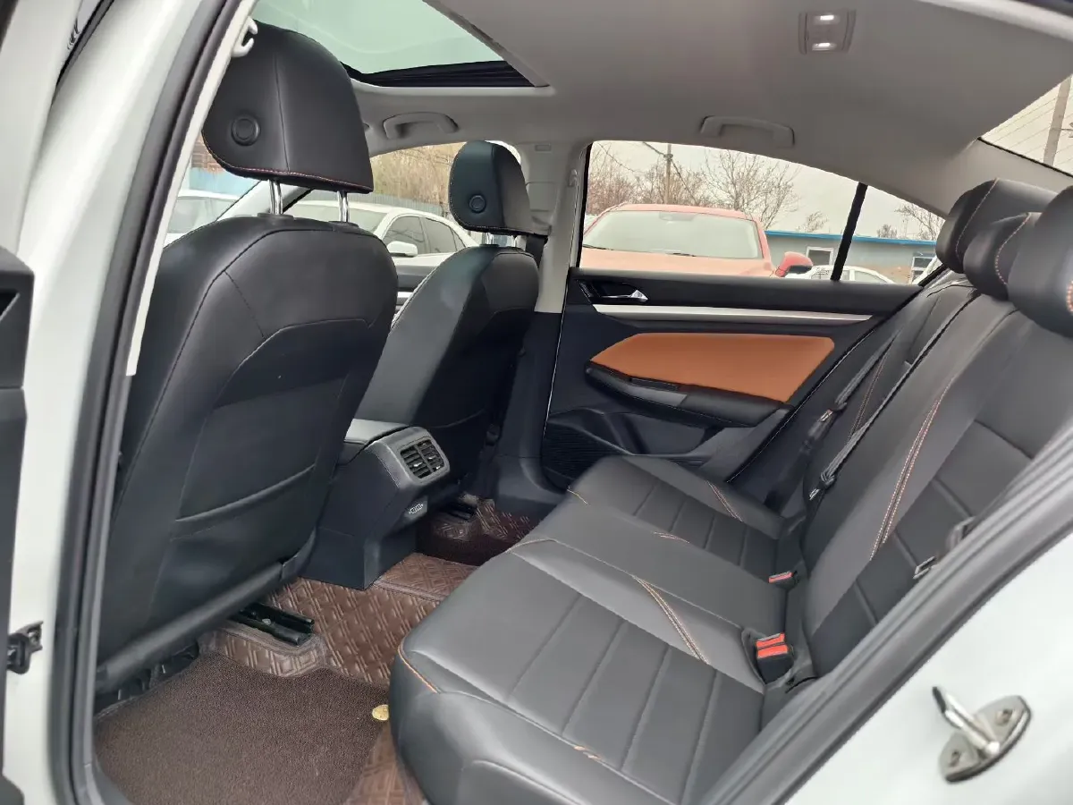 2023 Volkswagen Bora 1.2T 116HP L4 7DCT,autocango,china used car exporter,china ev exporter,chinese used car exporter,chinese used ev exporter