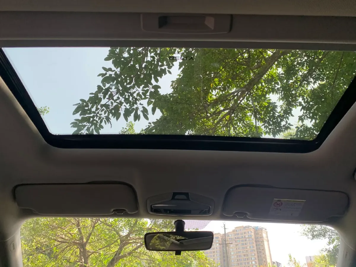 2025 Geely Emgrand 1.5L 127HP L4 CVT,autocango,china used car exporter,china ev exporter,chinese used car exporter,chinese used ev exporter