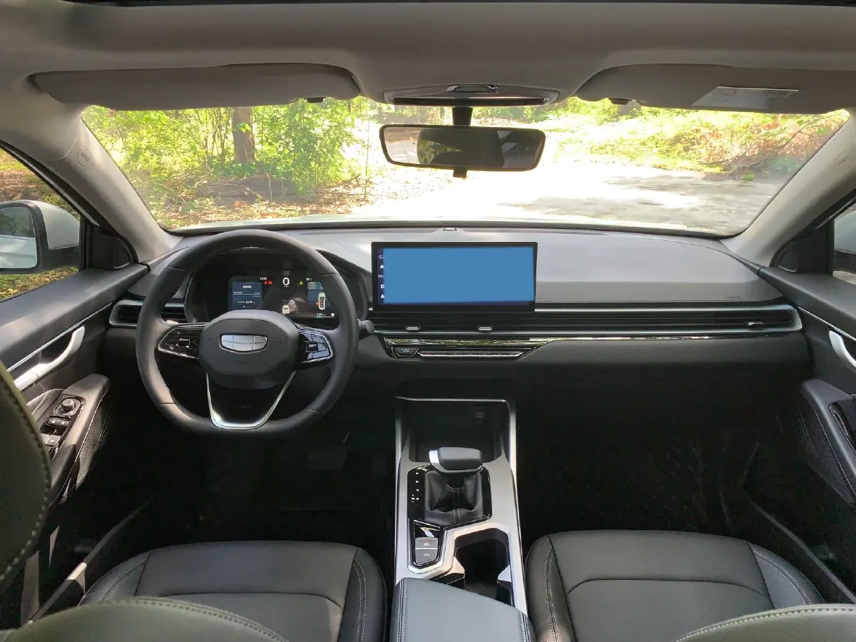 2025 Geely Emgrand 1.5L 127HP L4 CVT,autocango,china used car exporter,china ev exporter,chinese used car exporter,chinese used ev exporter