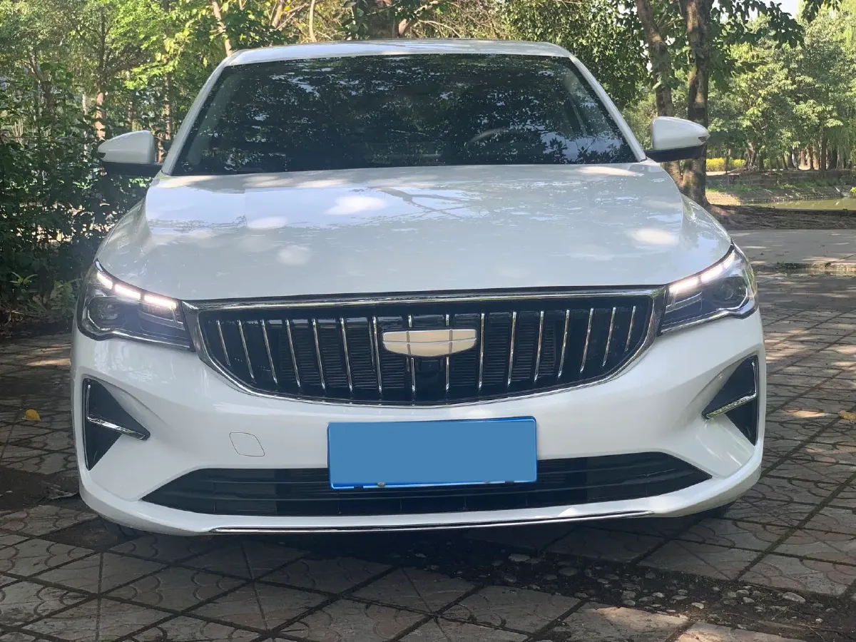 2025 Geely Emgrand 1.5L 127HP L4 CVT,autocango,china used car exporter,china ev exporter,chinese used car exporter,chinese used ev exporter