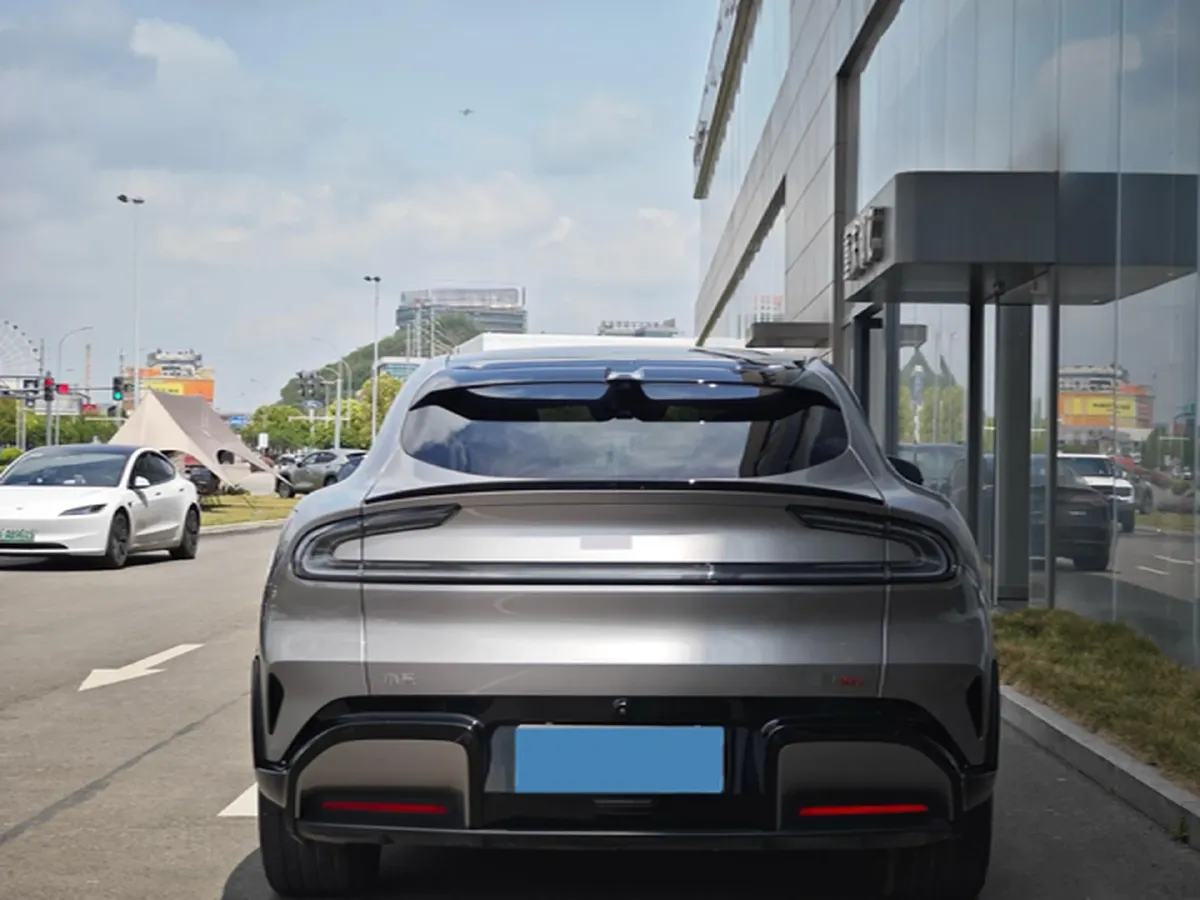 2025 MI YU7 BEV 101.7KWH,autocango,china used car exporter,china ev exporter,chinese used car exporter,chinese used ev exporter