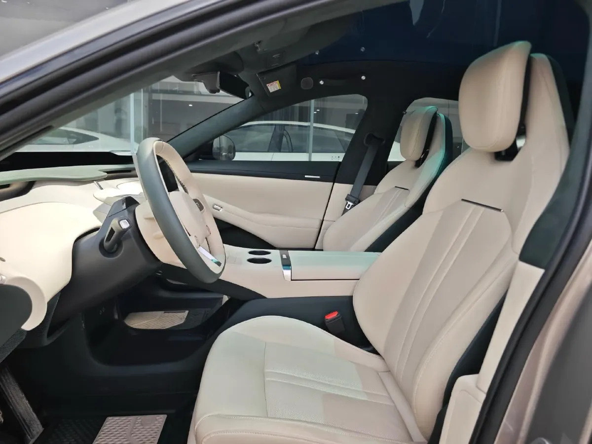 2025 MI YU7 BEV 101.7KWH,autocango,china used car exporter,china ev exporter,chinese used car exporter,chinese used ev exporter