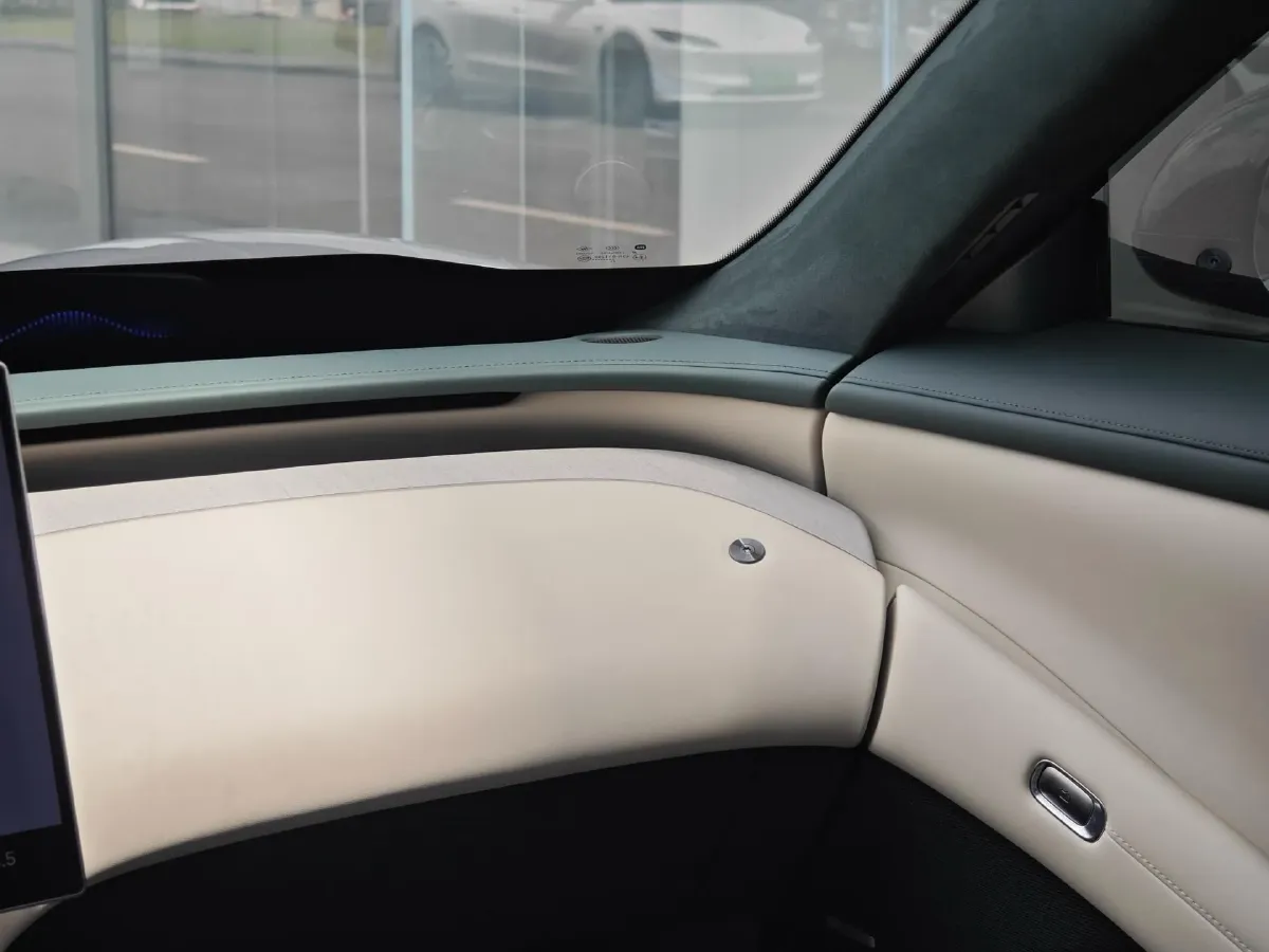 2025 MI YU7 BEV 101.7KWH,autocango,china used car exporter,china ev exporter,chinese used car exporter,chinese used ev exporter