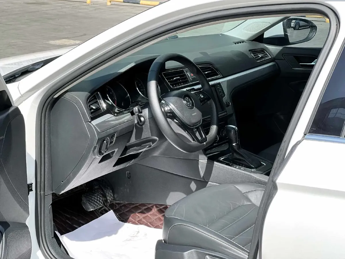 2018 Volkswagen Lamando 1.4T 150HP L4 7DCT,autocango,china used car exporter,china ev exporter,chinese used car exporter,chinese used ev exporter