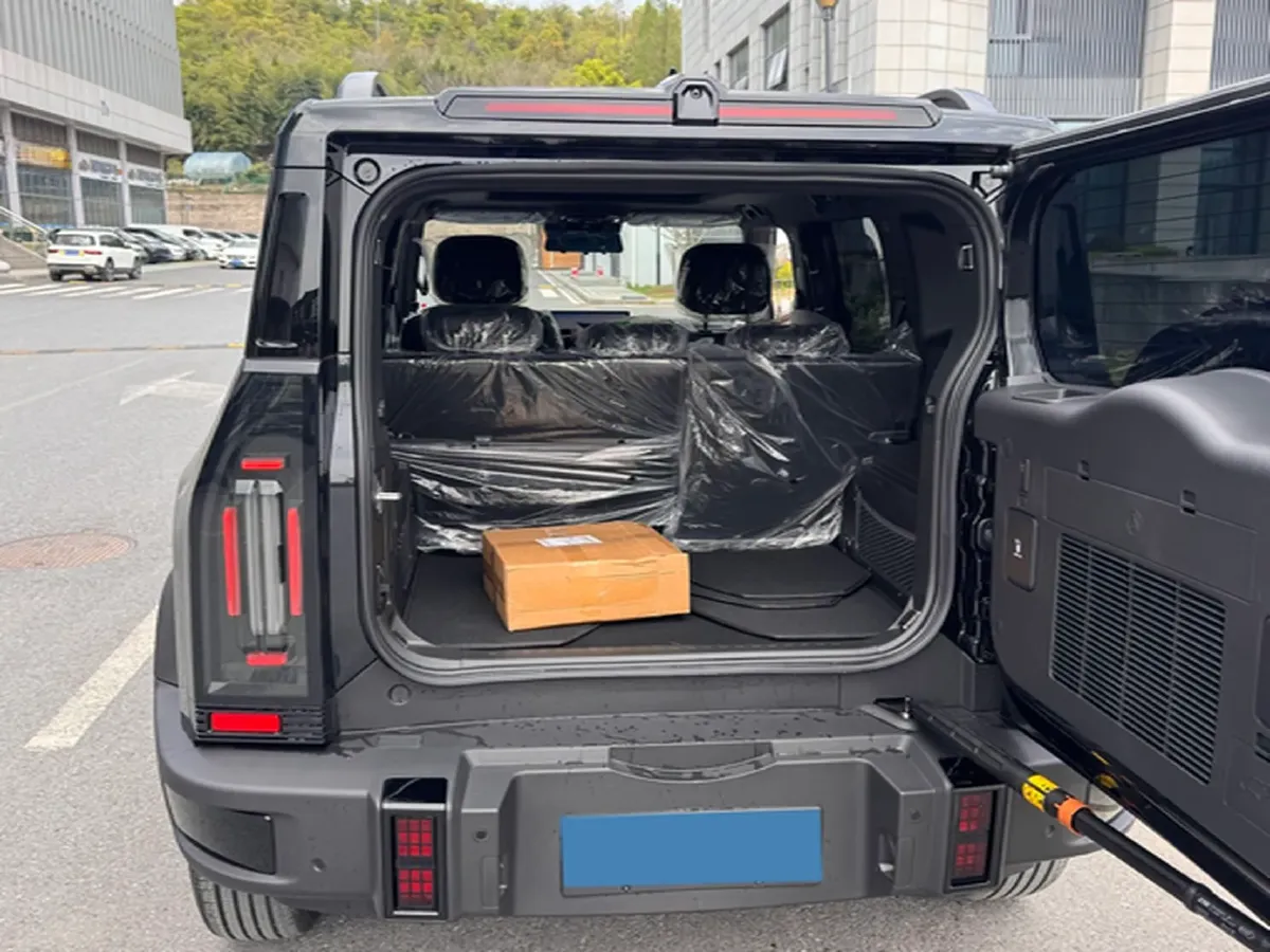 2026 Jetour Traveller 1.5T 184HP L4 7DCT,autocango,china used car exporter,china ev exporter,chinese used car exporter,chinese used ev exporter