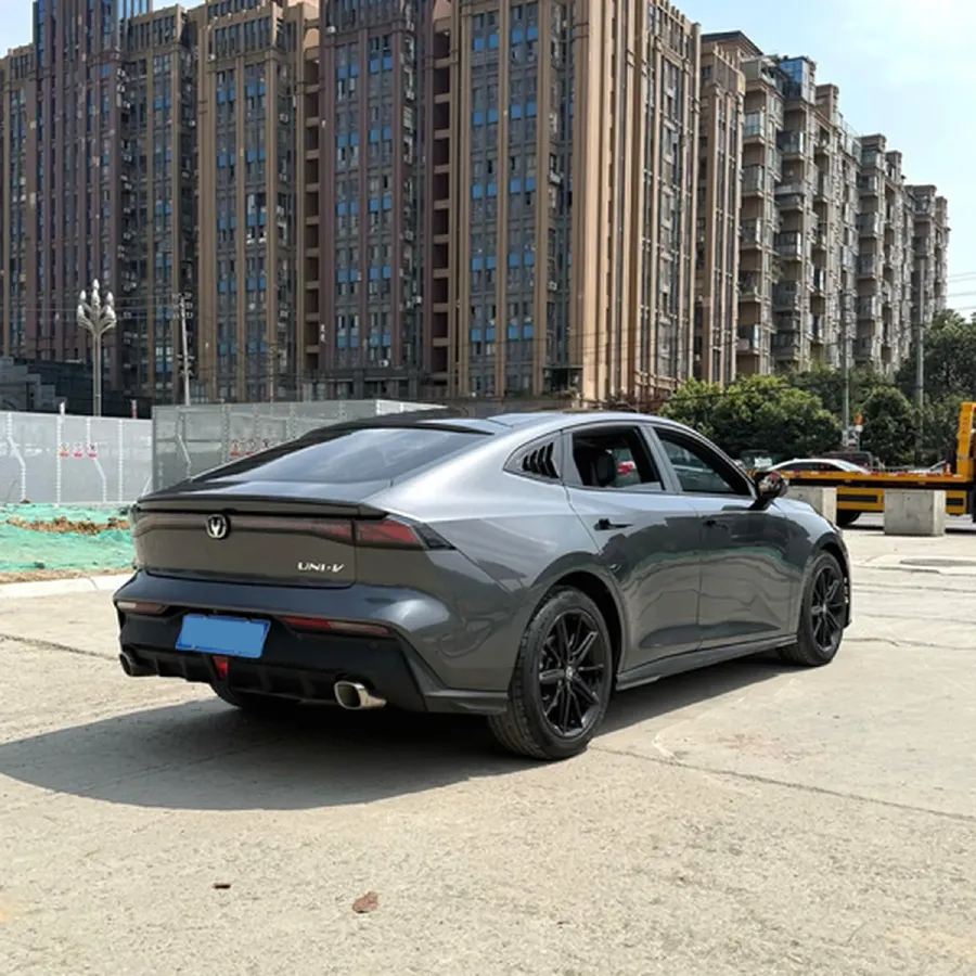 2023 ChangAn UNI-V 1.5T 188HP L4 7DCT,autocango,china used car exporter,china ev exporter,chinese used car exporter,chinese used ev exporter