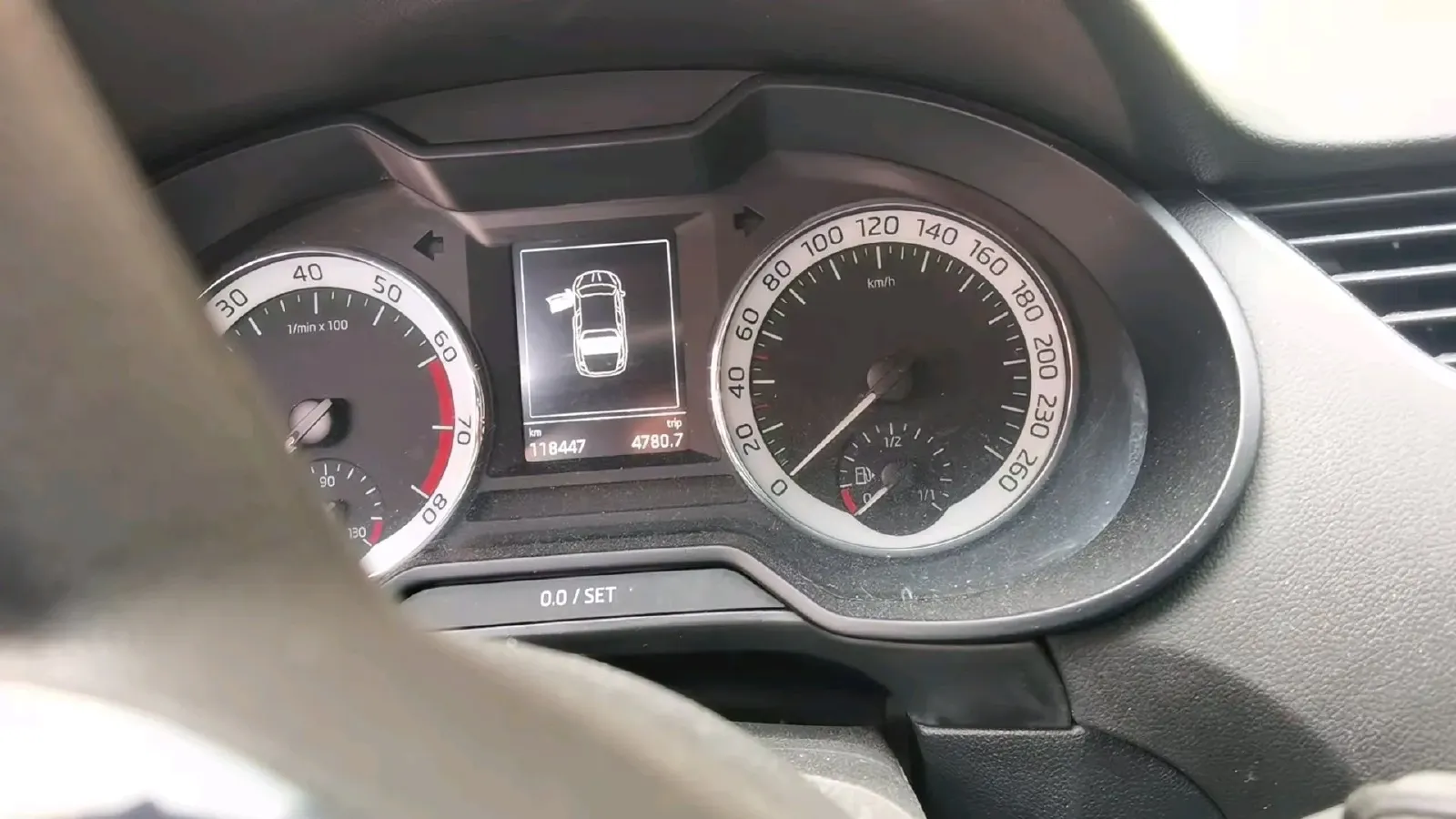 2019 Skoda Octavia 1.2T 116HP L4 7DCT,autocango,china used car exporter,china ev exporter,chinese used car exporter,chinese used ev exporter