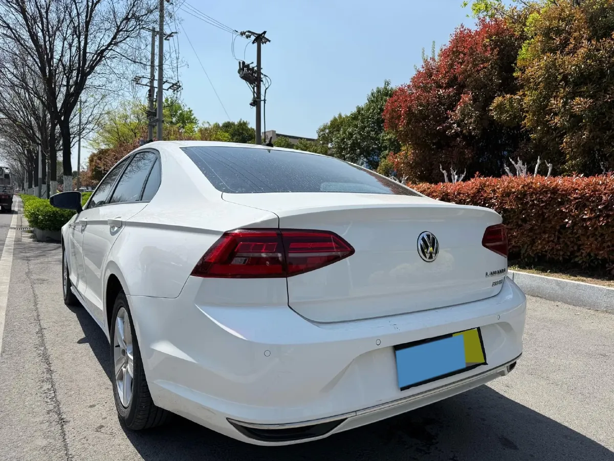 2019 Volkswagen T-Cross 1.4T 150HP L4 7DCT,autocango,china used car exporter,china ev exporter,chinese used car exporter,chinese used ev exporter