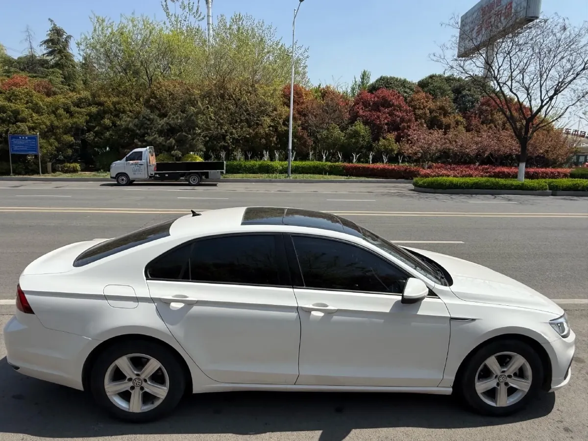 2019 Volkswagen T-Cross 1.4T 150HP L4 7DCT,autocango,china used car exporter,china ev exporter,chinese used car exporter,chinese used ev exporter