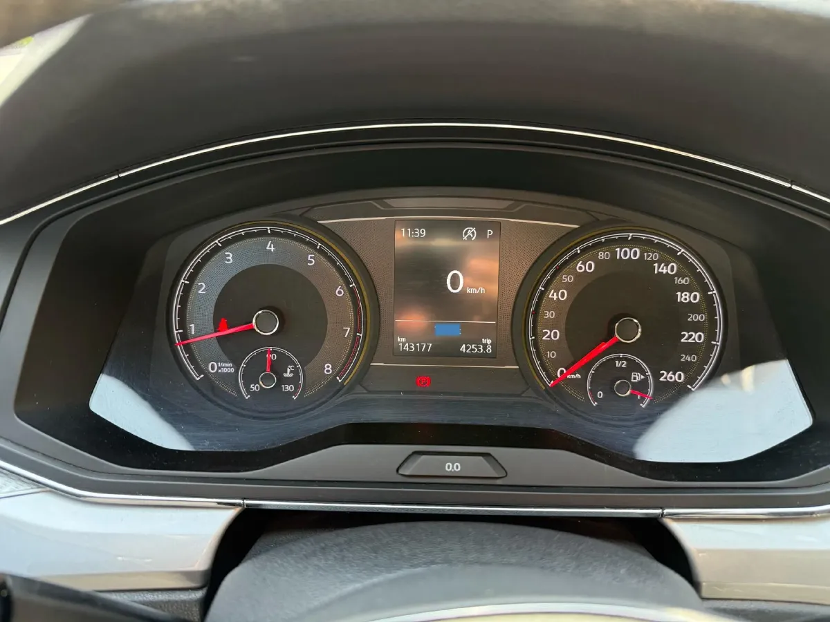 2019 Volkswagen T-Cross 1.4T 150HP L4 7DCT,autocango,china used car exporter,china ev exporter,chinese used car exporter,chinese used ev exporter