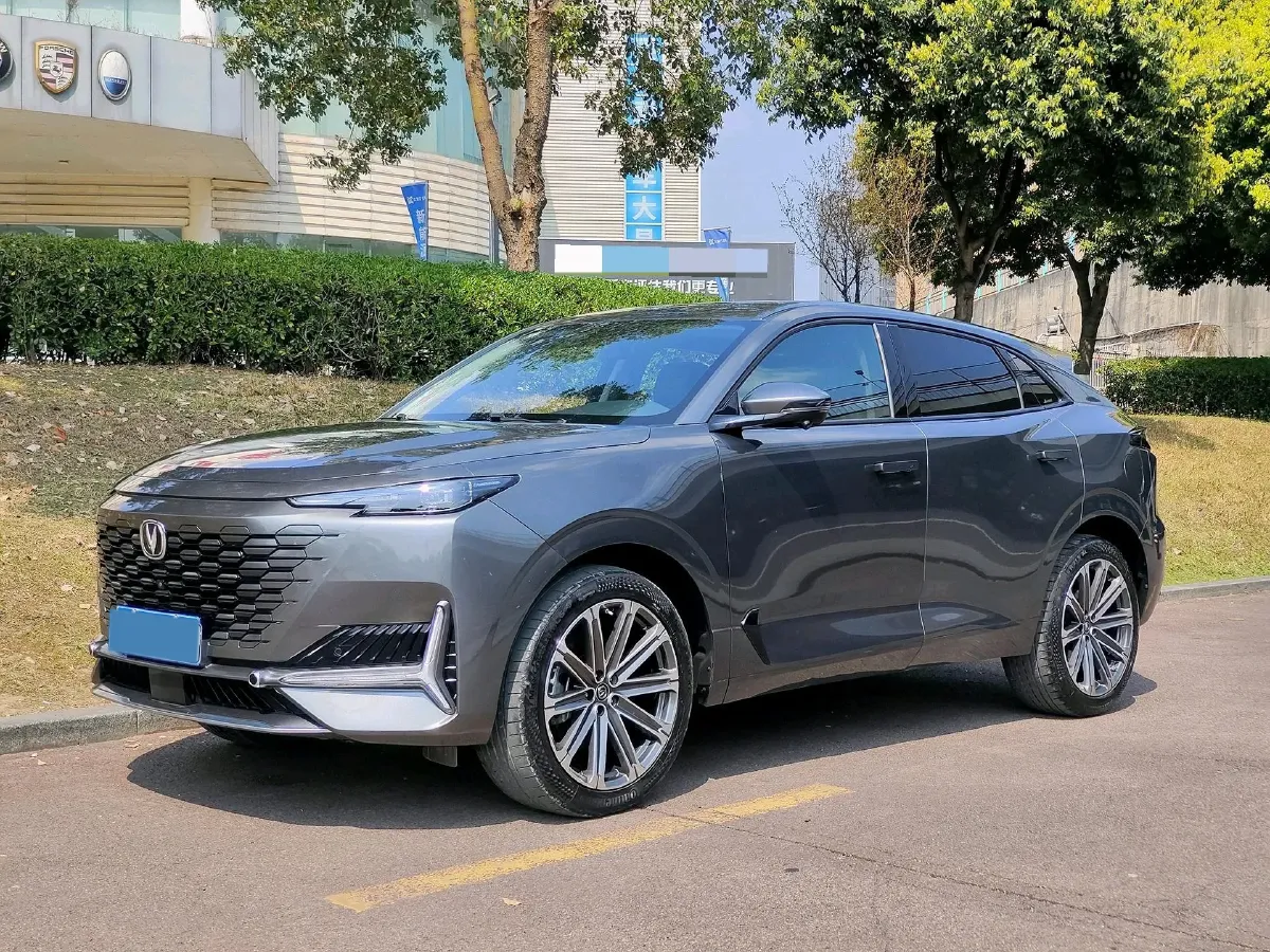 2021 ChangAn UNI-K 2.0T 233HP L4 8AT,autocango,china used car exporter,china ev exporter,chinese used car exporter,chinese used ev exporter