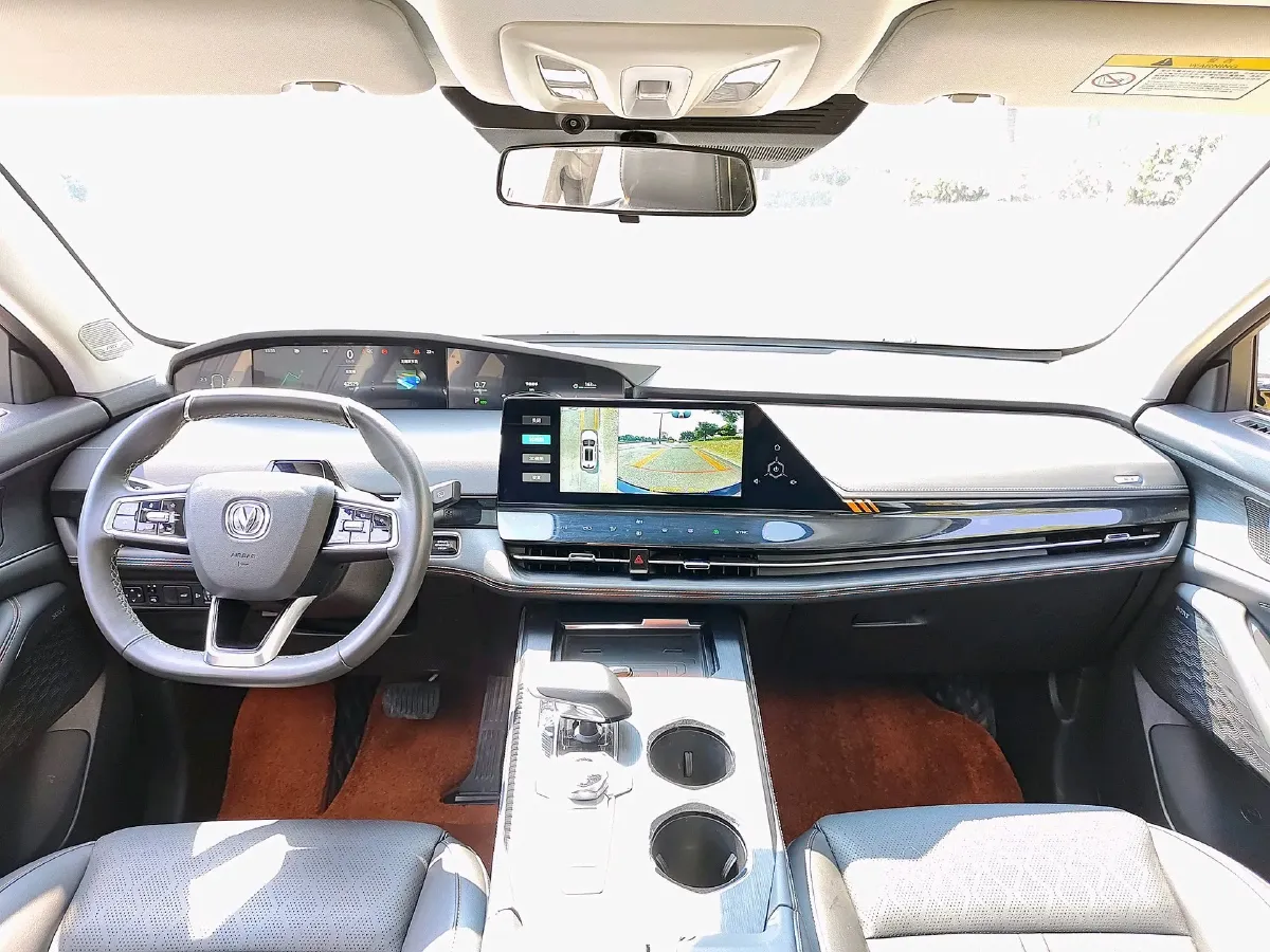 2021 ChangAn UNI-K 2.0T 233HP L4 8AT,autocango,china used car exporter,china ev exporter,chinese used car exporter,chinese used ev exporter