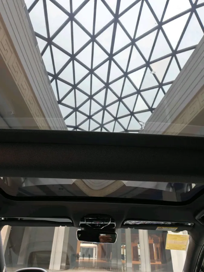 2024 Voyah ZhuiGuang 1.5T 136HP L4 PHEV 43KWH,autocango,china used car exporter,china ev exporter,chinese used car exporter,chinese used ev exporter