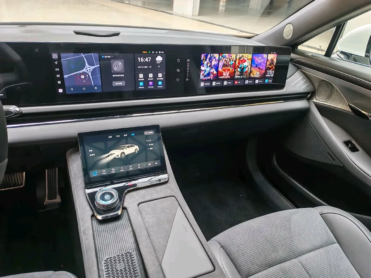 2024 Voyah ZhuiGuang 1.5T 136HP L4 PHEV 43KWH,autocango,china used car exporter,china ev exporter,chinese used car exporter,chinese used ev exporter