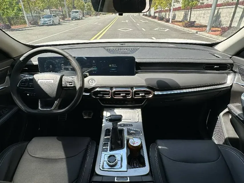 2021 Jetour X70 Plus 1.5T 156HP L4 6DCT,autocango,china used car exporter,china ev exporter,chinese used car exporter,chinese used ev exporter