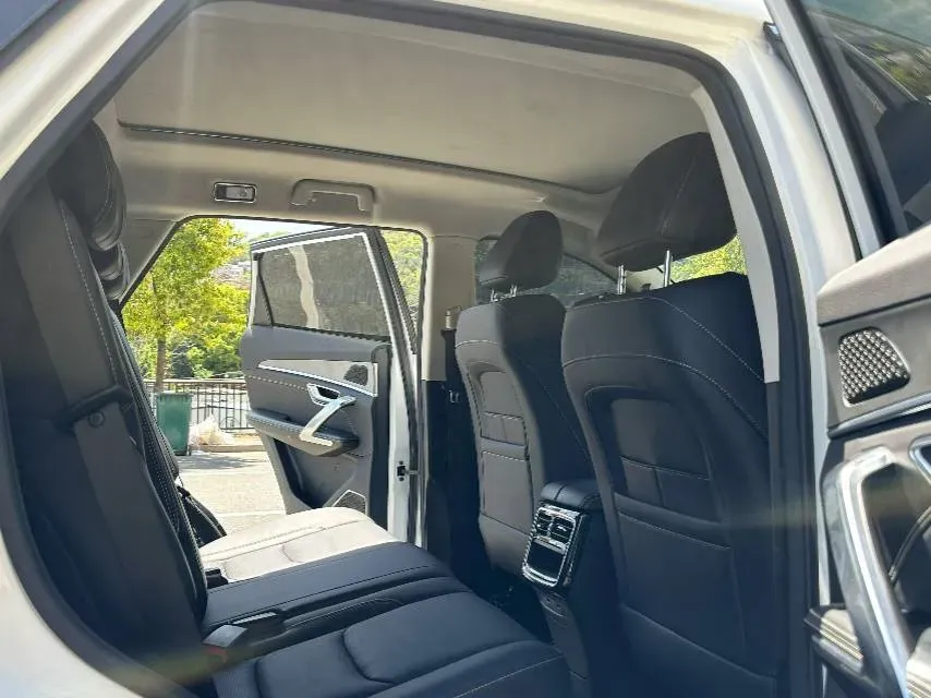 2021 Jetour X70 Plus 1.5T 156HP L4 6DCT,autocango,china used car exporter,china ev exporter,chinese used car exporter,chinese used ev exporter