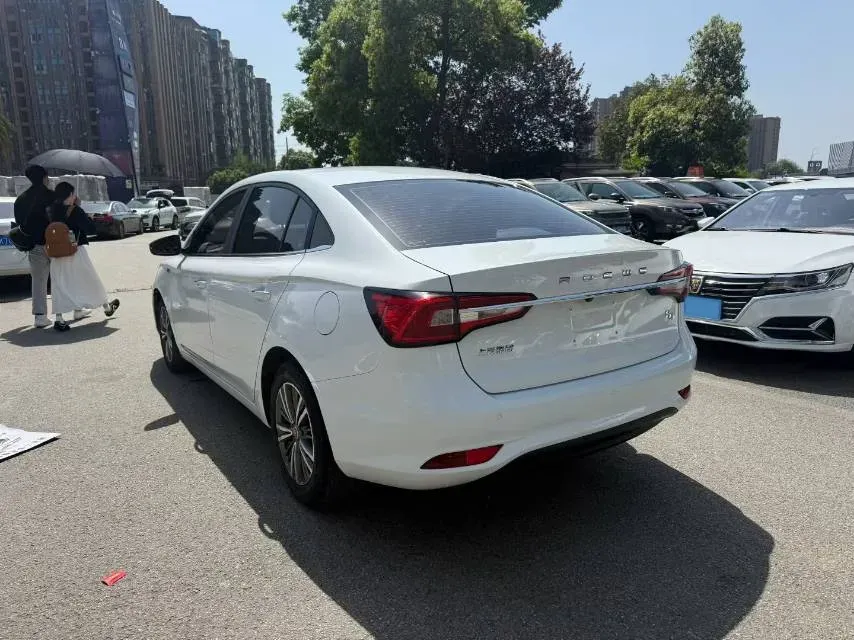 2019 Roewe i5 1.5L 120HP L4 5MT,autocango,china used car exporter,china ev exporter,chinese used car exporter,chinese used ev exporter