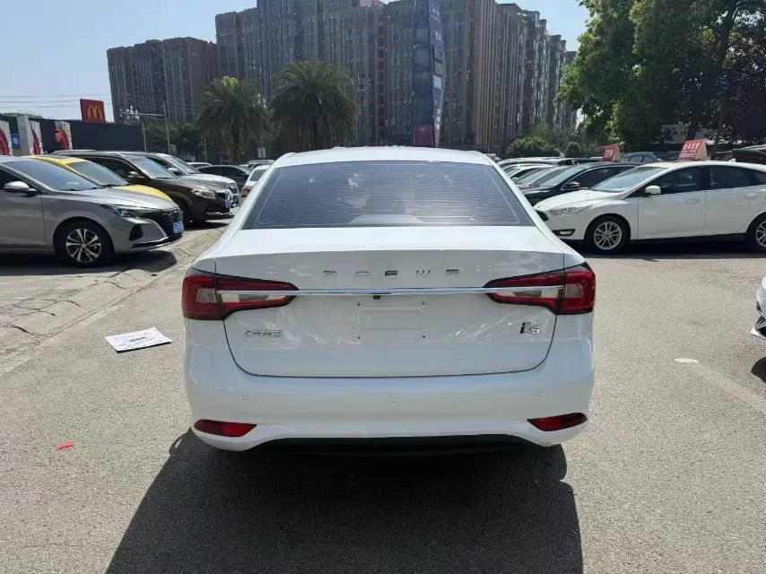 2019 Roewe i5 1.5L 120HP L4 5MT,autocango,china used car exporter,china ev exporter,chinese used car exporter,chinese used ev exporter