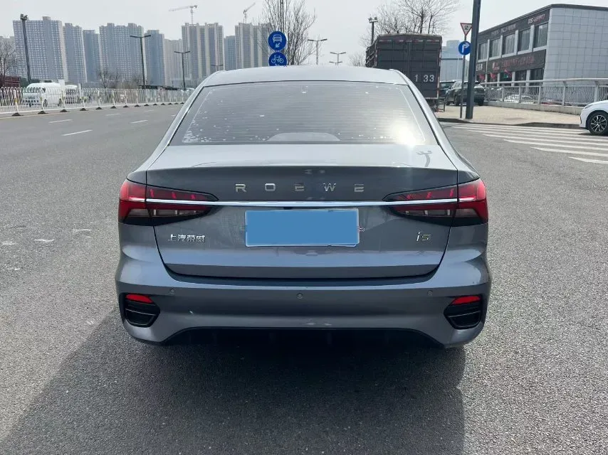 2021 Roewe i5 1.5L 120HP L4 CVT,autocango,china used car exporter,china ev exporter,chinese used car exporter,chinese used ev exporter