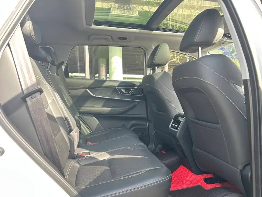 2022 Chery Tiggo 8 1.5T 156HP L4 6DCT,autocango,china used car exporter,china ev exporter,chinese used car exporter,chinese used ev exporter