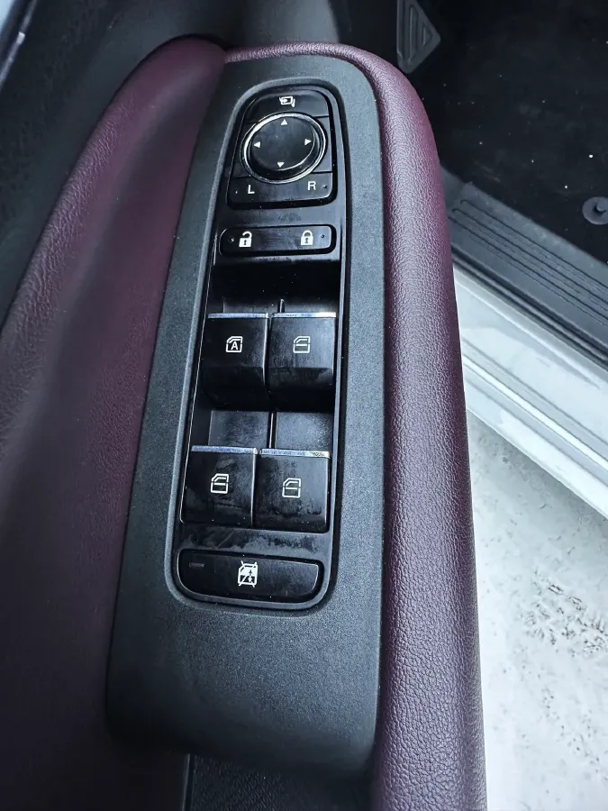 2021 GAC Trumpchi M6 1.5T 169HP L4 7DCT,autocango,china used car exporter,china ev exporter,chinese used car exporter,chinese used ev exporter