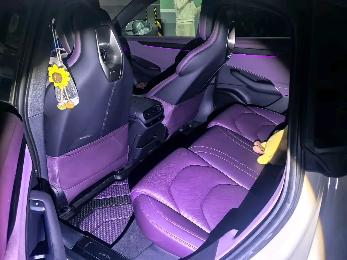 2024 MI SU7 BEV 73.6KWH,autocango,china used car exporter,china ev exporter,chinese used car exporter,chinese used ev exporter