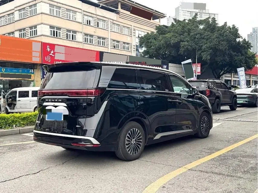 2024 Denza D9 1.5T 139HP L4 E-CVT PHEV 20.39KWH,autocango,china used car exporter,china ev exporter,chinese used car exporter,chinese used ev exporter