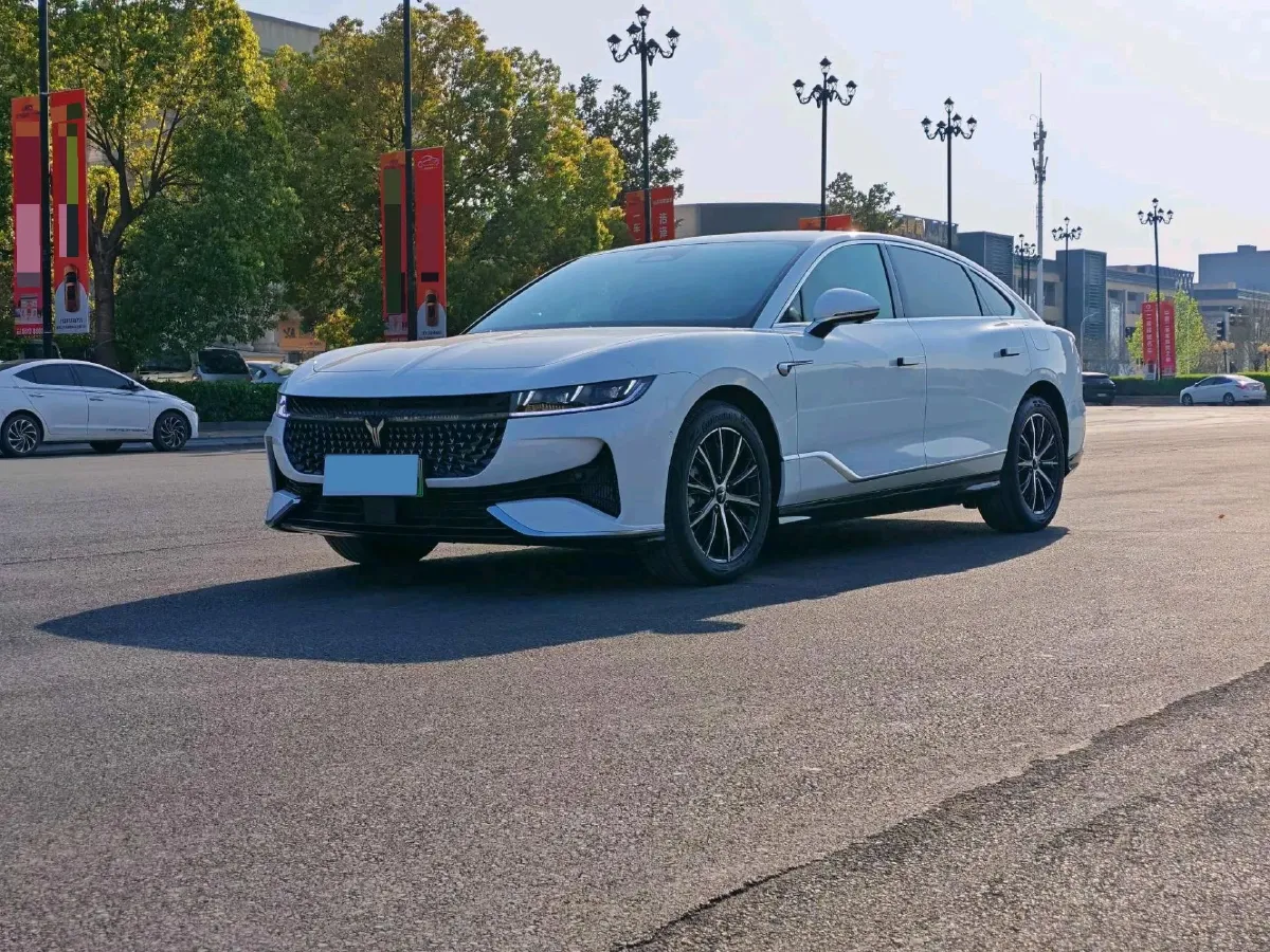 2024 Voyah ZhuiGuang 1.5T 136HP L4 PHEV 43KWH,autocango,china used car exporter,china ev exporter,chinese used car exporter,chinese used ev exporter