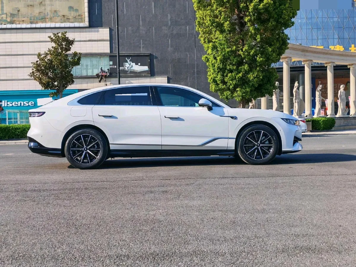 2024 Voyah ZhuiGuang 1.5T 136HP L4 PHEV 43KWH,autocango,china used car exporter,china ev exporter,chinese used car exporter,chinese used ev exporter