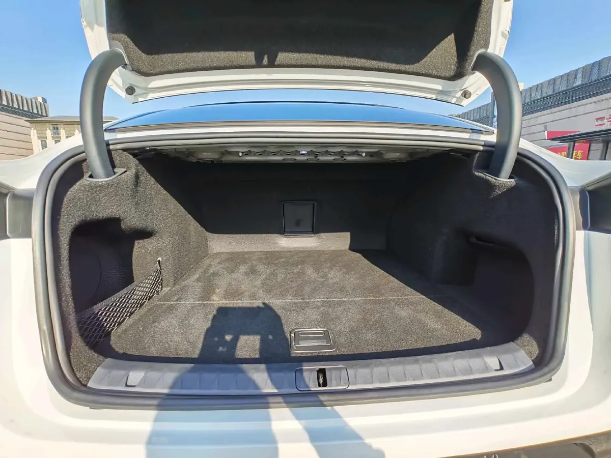 2024 Voyah ZhuiGuang 1.5T 136HP L4 PHEV 43KWH,autocango,china used car exporter,china ev exporter,chinese used car exporter,chinese used ev exporter