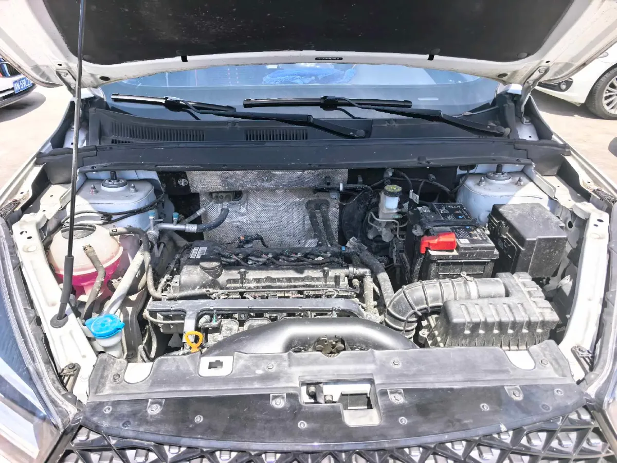 2022 Chery Tiggo 5x 1.5L 116HP L4 5MT,autocango,china used car exporter,china ev exporter,chinese used car exporter,chinese used ev exporter