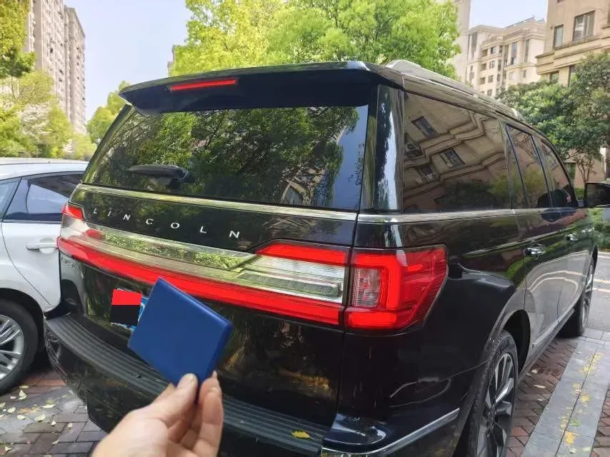 2018 Lincoln Navigator 3.5T 415HP V6 10AT,autocango,china used car exporter,china ev exporter,chinese used car exporter,chinese used ev exporter