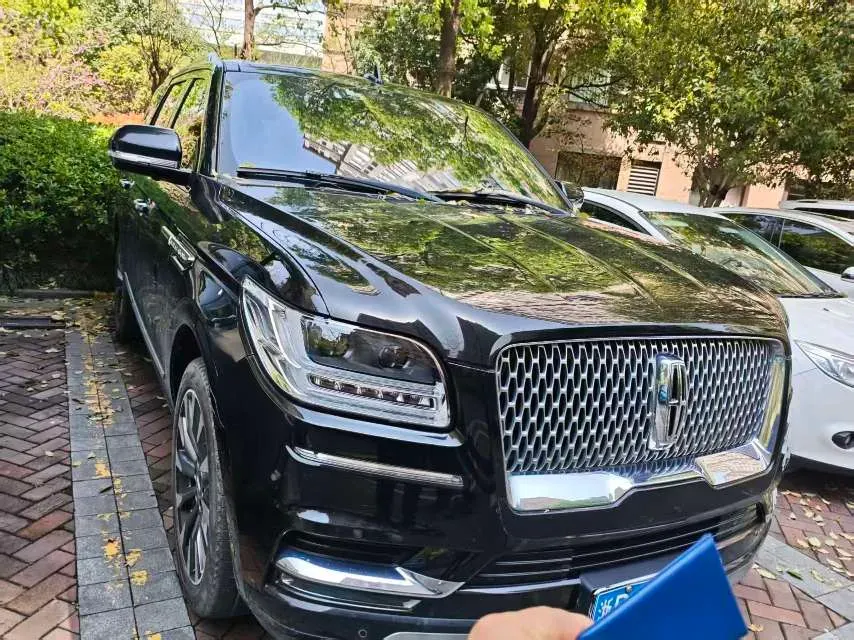 2018 Lincoln Navigator 3.5T 415HP V6 10AT,autocango,china used car exporter,china ev exporter,chinese used car exporter,chinese used ev exporter